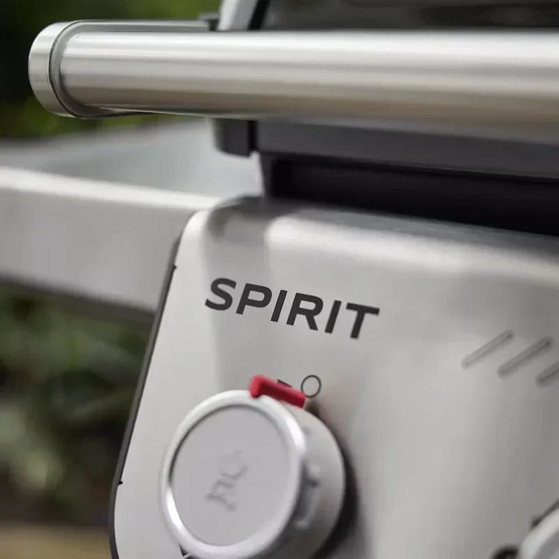 Weber Spirit E-335 Gas Barbecue with Sear Zone and Side Burner